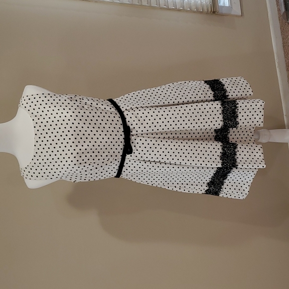 Danny & Nicole Dresses & Skirts - COPY - Danny and Nicole Black and White Polka Dot Sleeveless Dress